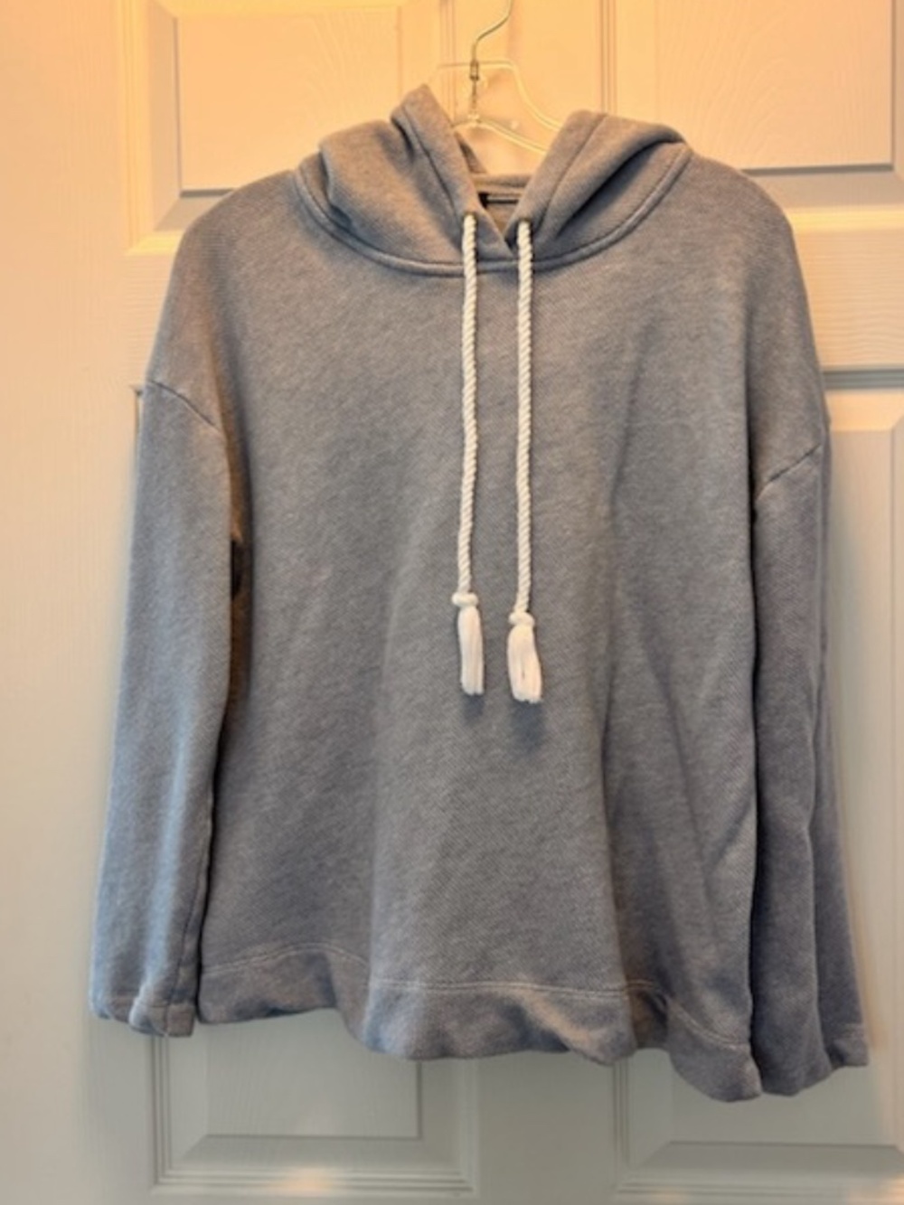 Talbots Lightweight pullover sweatshirt w/ hood light blue - Petite Large